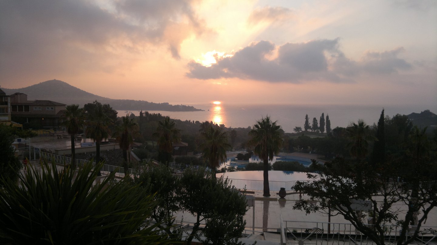 CAP ESTEREL