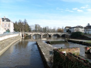 Traversée de la Sauldre en allant au musée