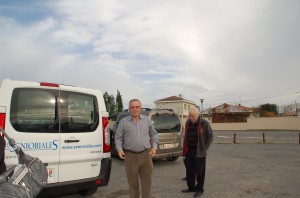 Jacques et le minibus de sortie vu le groupe de 18 que nous étions...