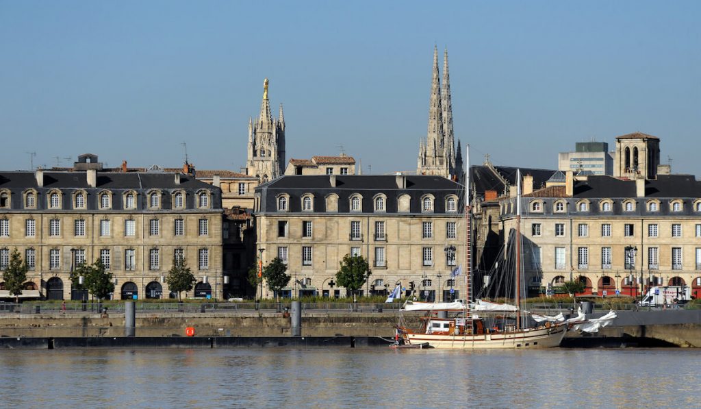 Senioriales louer appartement bordeaux été